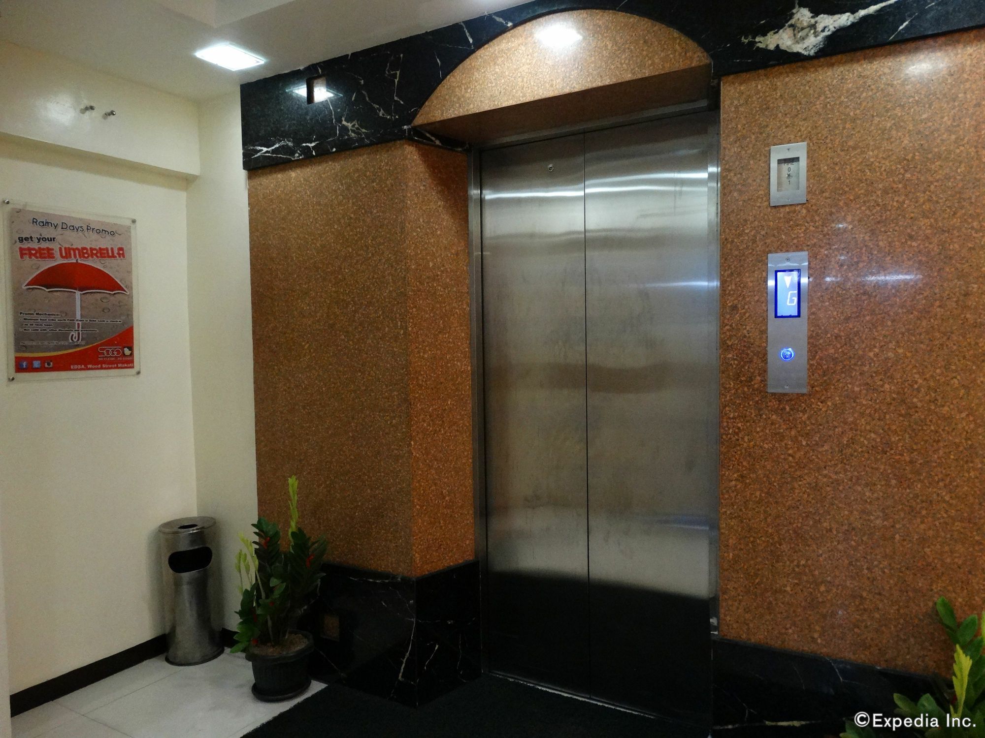 Hotel Sogo Pasay Wood Street Dış mekan fotoğraf