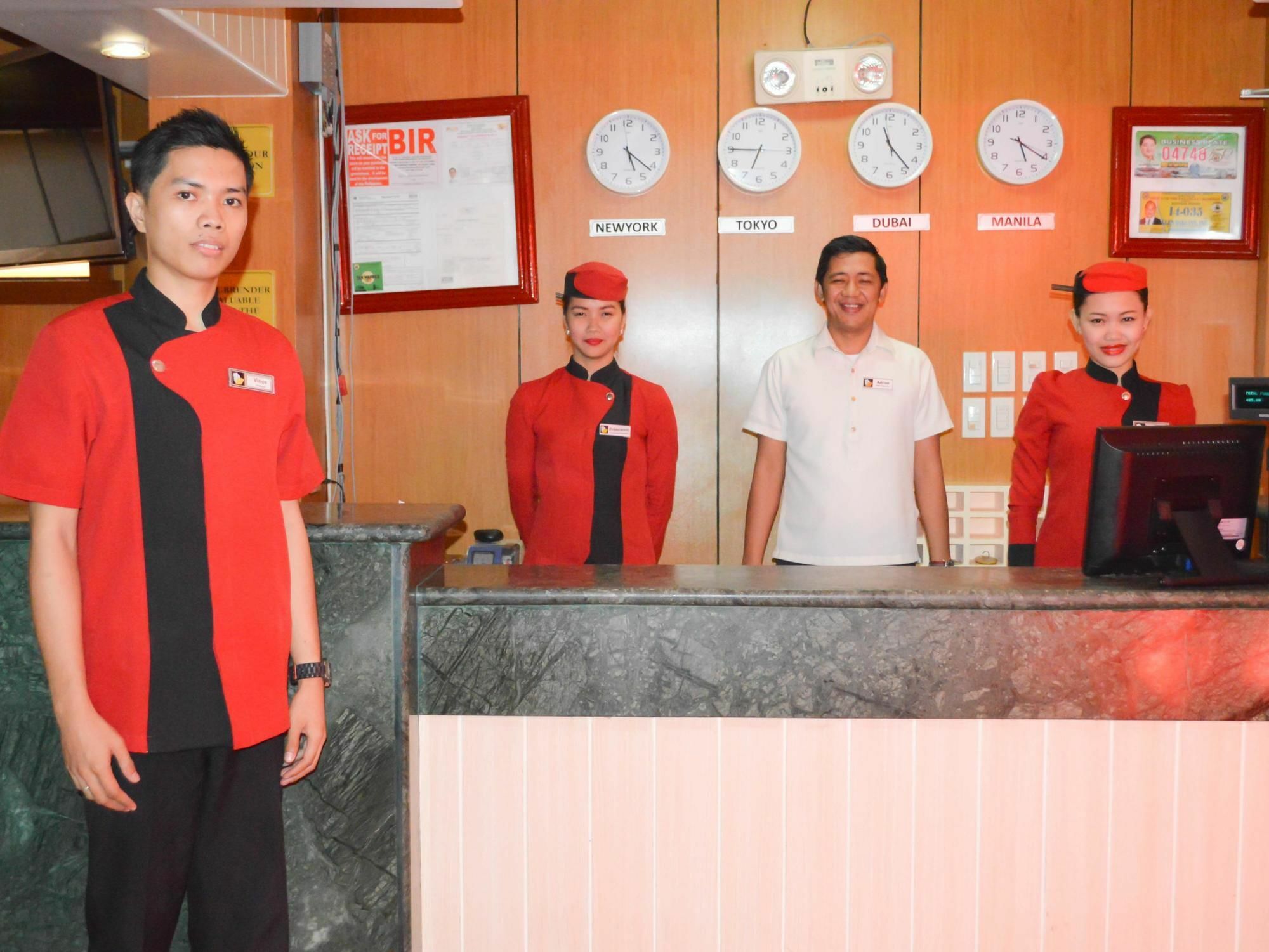 Hotel Sogo Pasay Wood Street Dış mekan fotoğraf