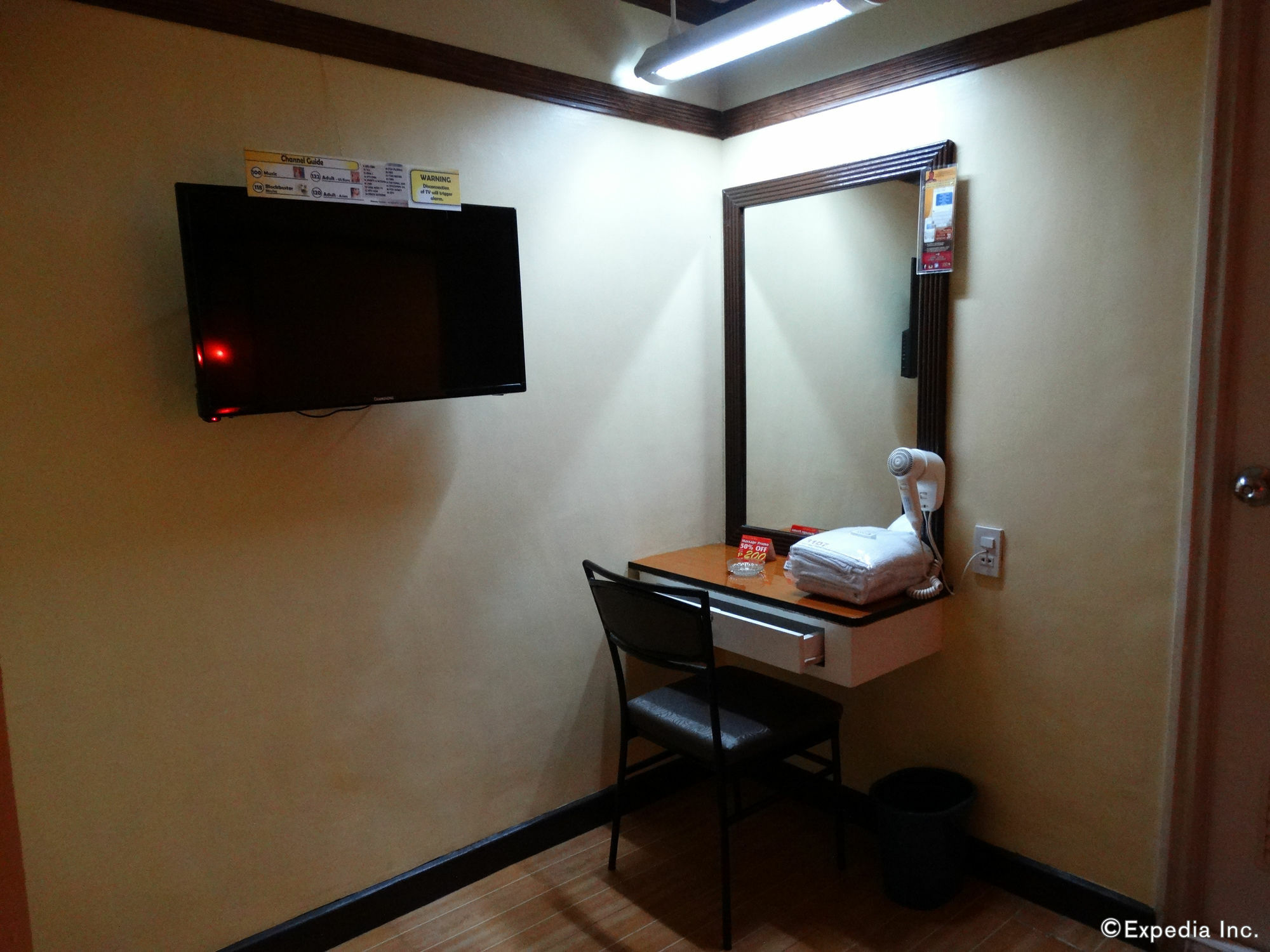 Hotel Sogo Pasay Wood Street Dış mekan fotoğraf